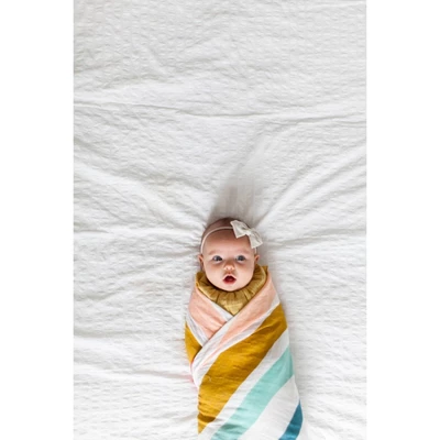 Clementine Kids Rainbow Print Swaddle Wrap 4 Clementine Kids Rainbow Print Swaddle Wrap - Image 4