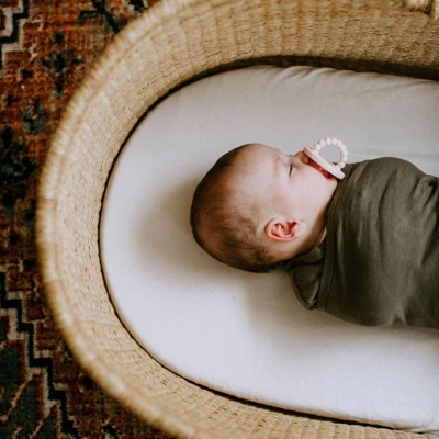 Embe Newborn Swaddle Wrap (0-3 Months) Arms-In, Legs-In/Legs-Out, 3-Pack Bundle 3 Embe Newborn Swaddle Wrap (0-3 Months) Arms-In, Legs-In/Legs-Out, 3-Pack Bundle - Image 3