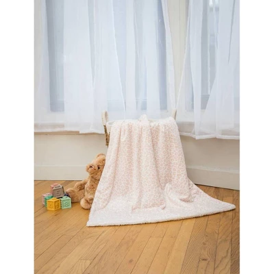 Nicole Miller Mauve Stripe Printed Mink/Sherpa Throw Blanket - Blue 1 Nicole Miller Mauve Stripe Printed Mink/Sherpa Throw Blanket - Blue